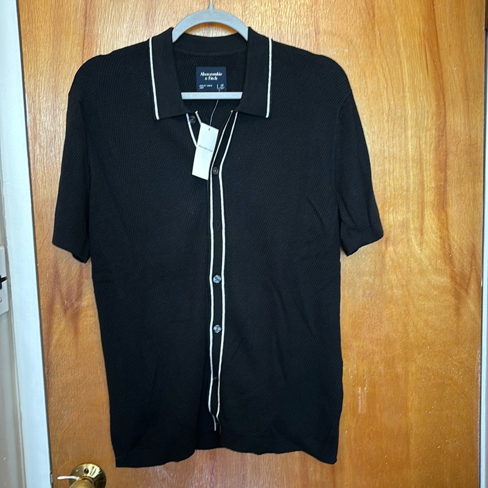 Men’s Black Abercrombie Knit Polo Button Up XS